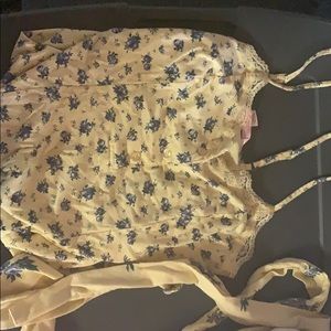 Xs Victoria secret nightgown . Great condition.